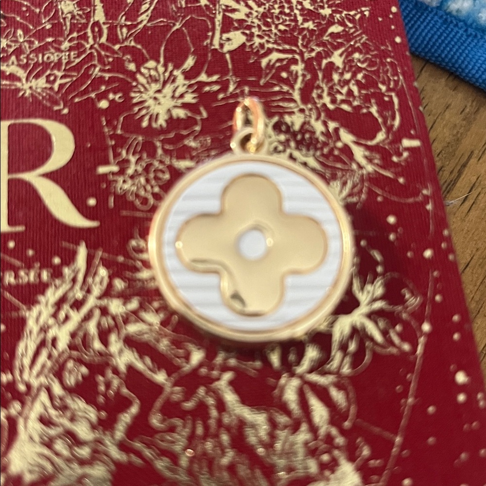 Gold and White Pendant, EUC - Picture 3 of 3